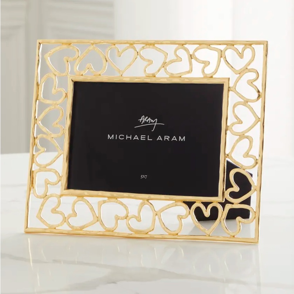 Michael Aram 5x7 Gold Heart Frame